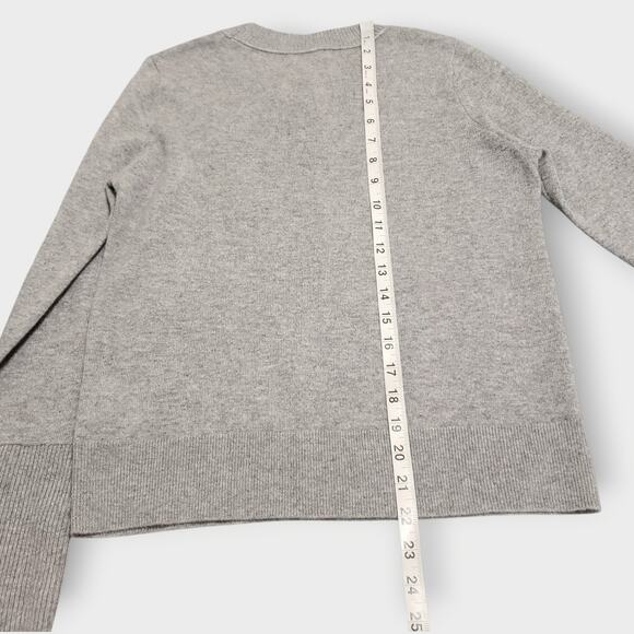 Club Monaco Womens Soft Cashmere Crewneck Studded Sweater Gray Sz Small Casual - Picture 11 of 11